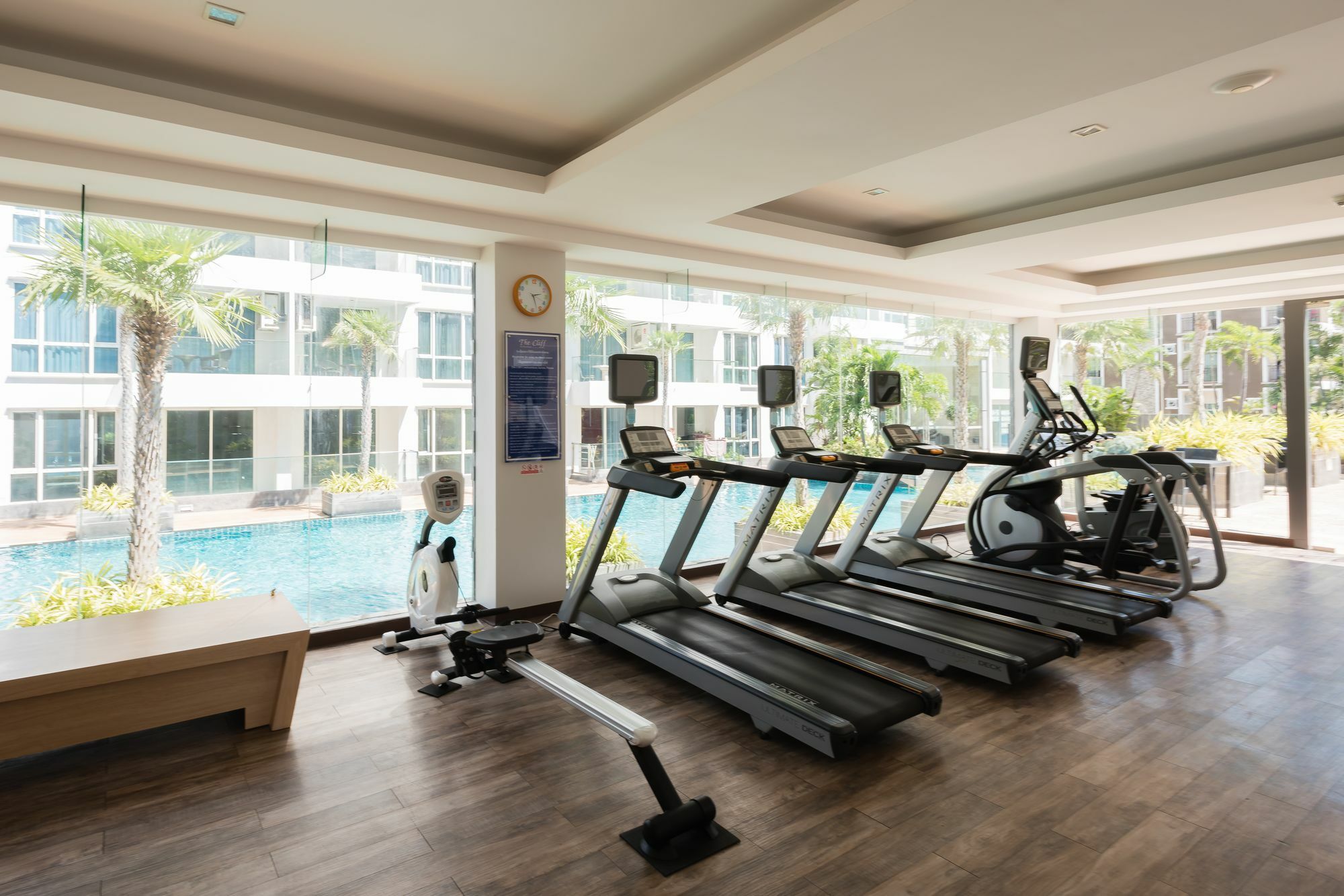 The Cliff Condominium Pattaya ภายนอก รูปภาพ